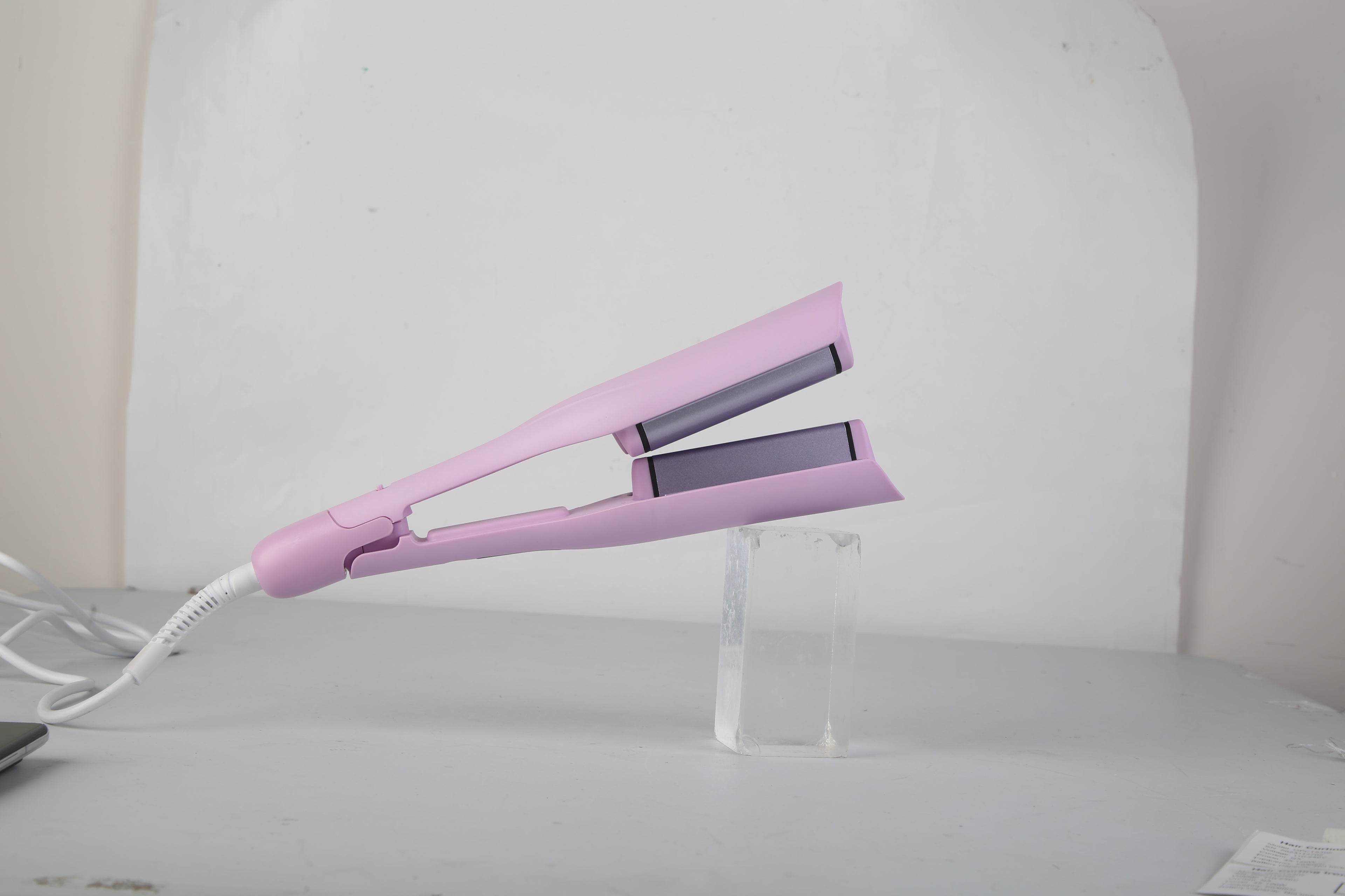 Hair Crimper with Ceramic
